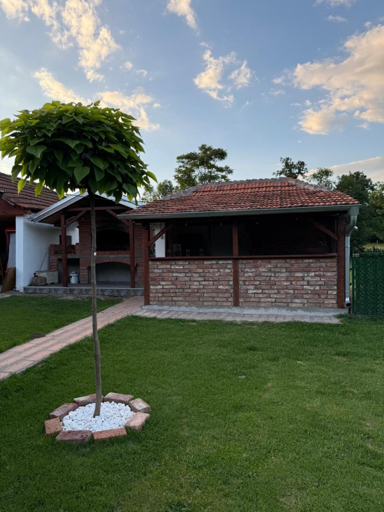 Vila Vikendica Cerovic Kraljevo Exteriér fotografie